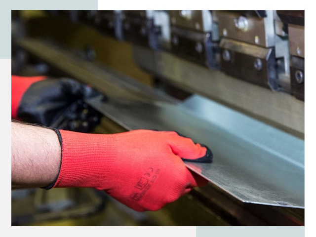 Гибка металла в Нижнекамск от 608 руб. - Надёжно и быстро